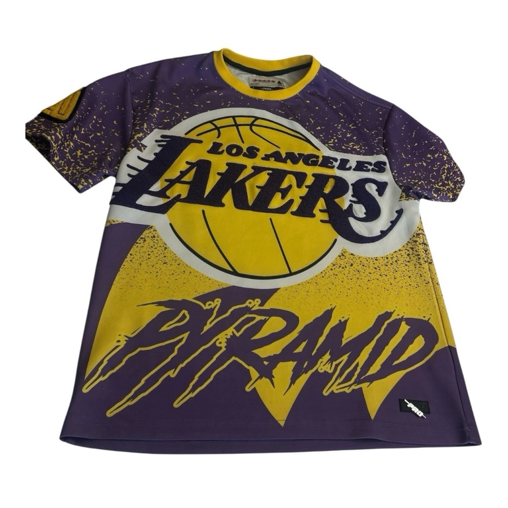 Lakers Pro Standard X Black Pyramid Sublimated NBA Graphic T-shirt Men’s Small